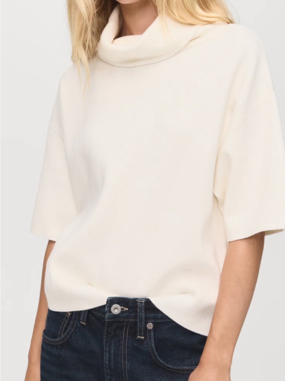 Mango Cream Turtleneck Short-Sleeve Sweater